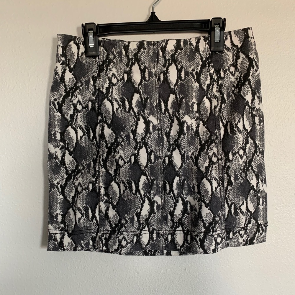 Snake print mini skirt